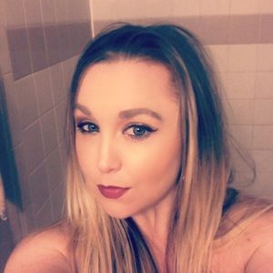 Meet your Posher, Traci